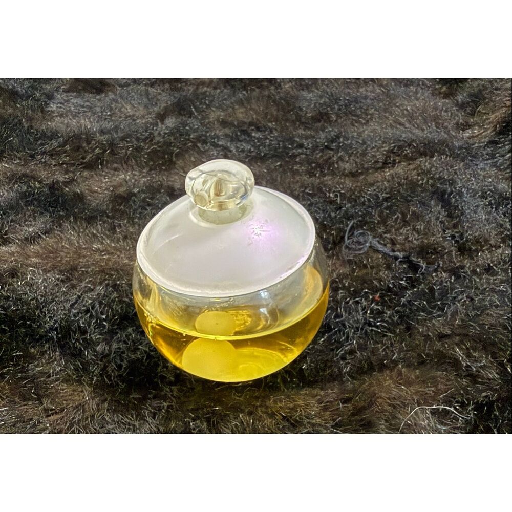 NOA By Cacharel Eau De Toilette Natural Spray 1.7oz 75% Full collectible bottle